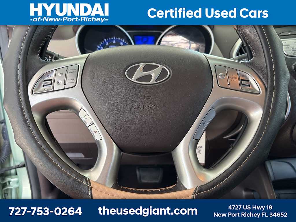 Thumbnail: 2012 Hyundai Tucson - 28
