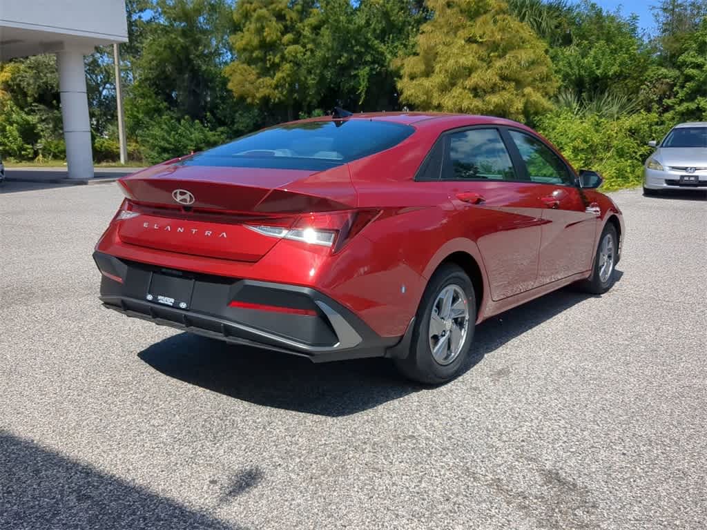Thumbnail: 2025 Hyundai Elantra - 6