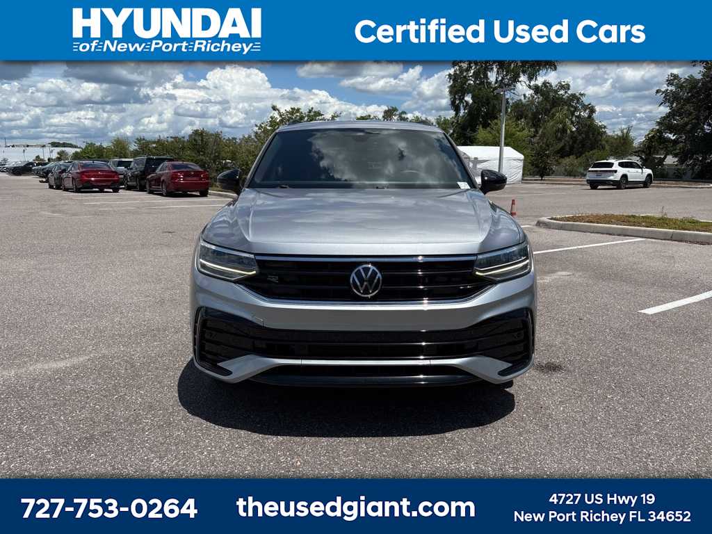 Thumbnail: 2022 Volkswagen Tiguan - 8