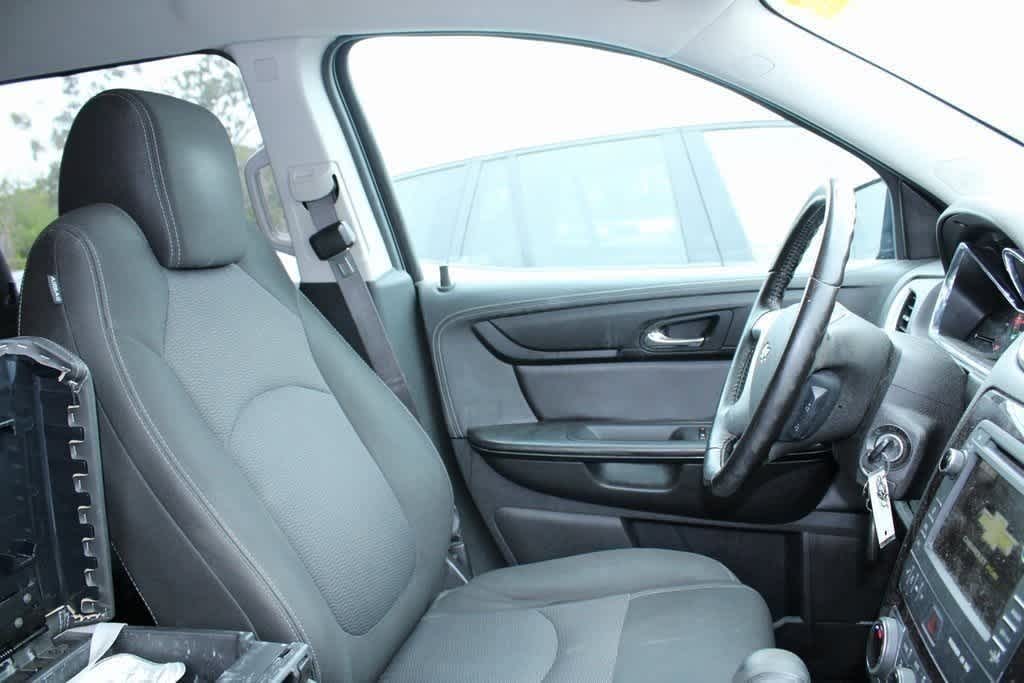 Thumbnail: 2017 Chevrolet Traverse - 8