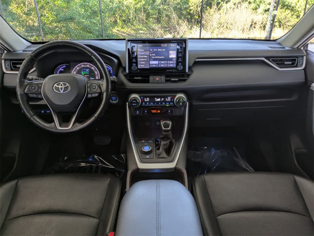 Thumbnail: 2019 Toyota RAV4 - 21