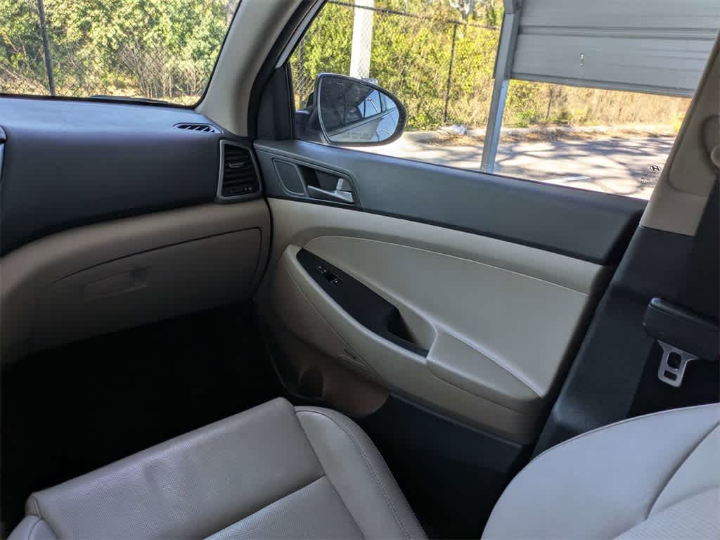 Thumbnail: 2018 Hyundai Tucson - 20