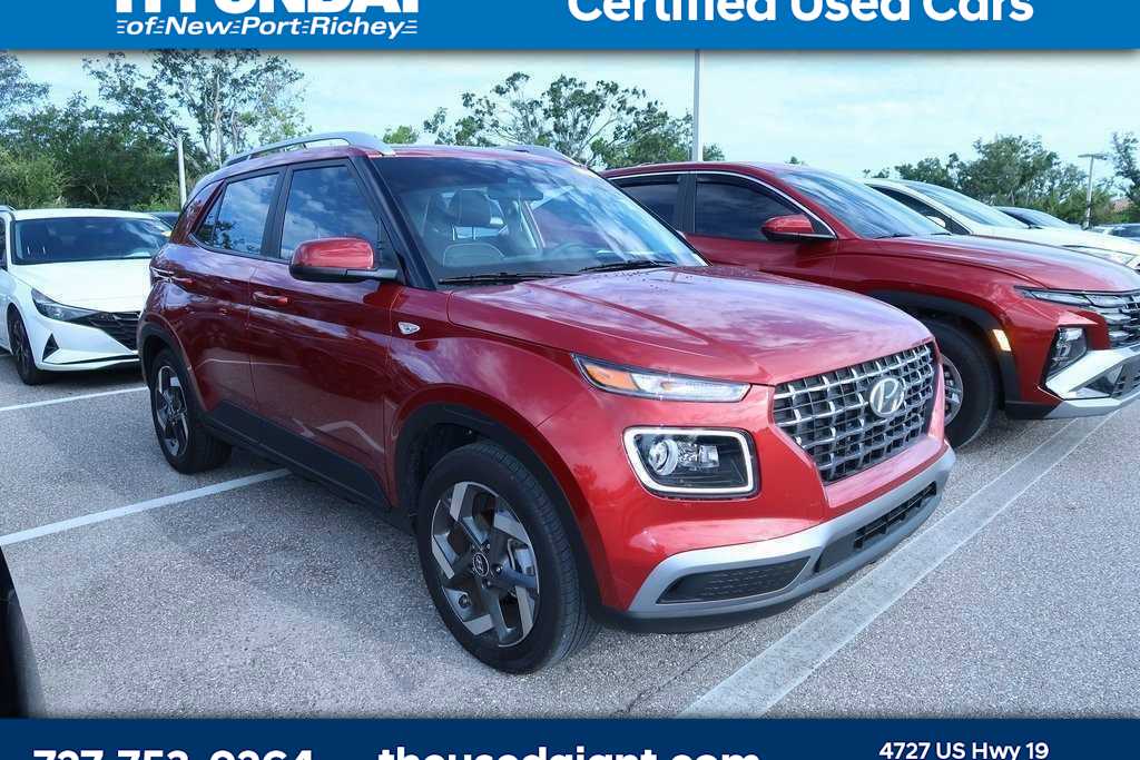 Thumbnail: 2024 Hyundai Venue - 4