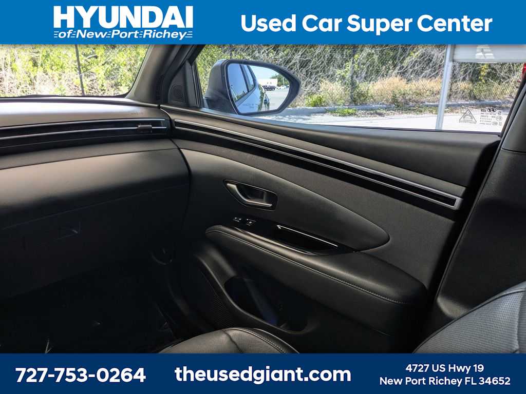Thumbnail: 2023 Hyundai Santa Cruz - 20