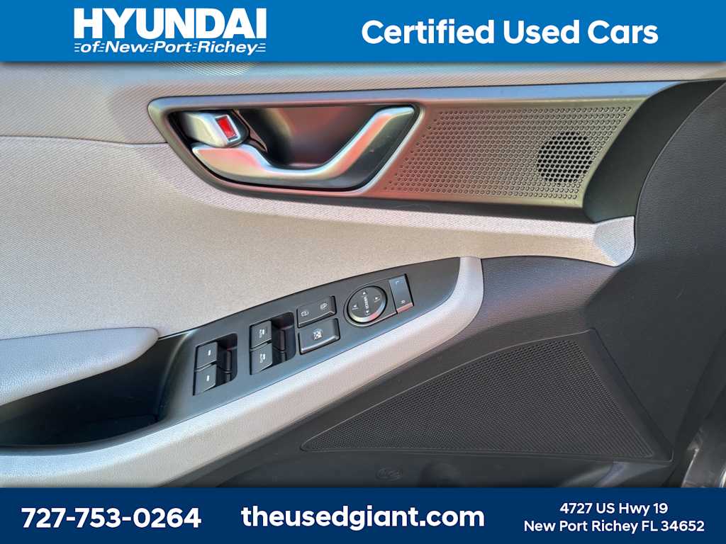 Thumbnail: 2020 Hyundai Ioniq - 10