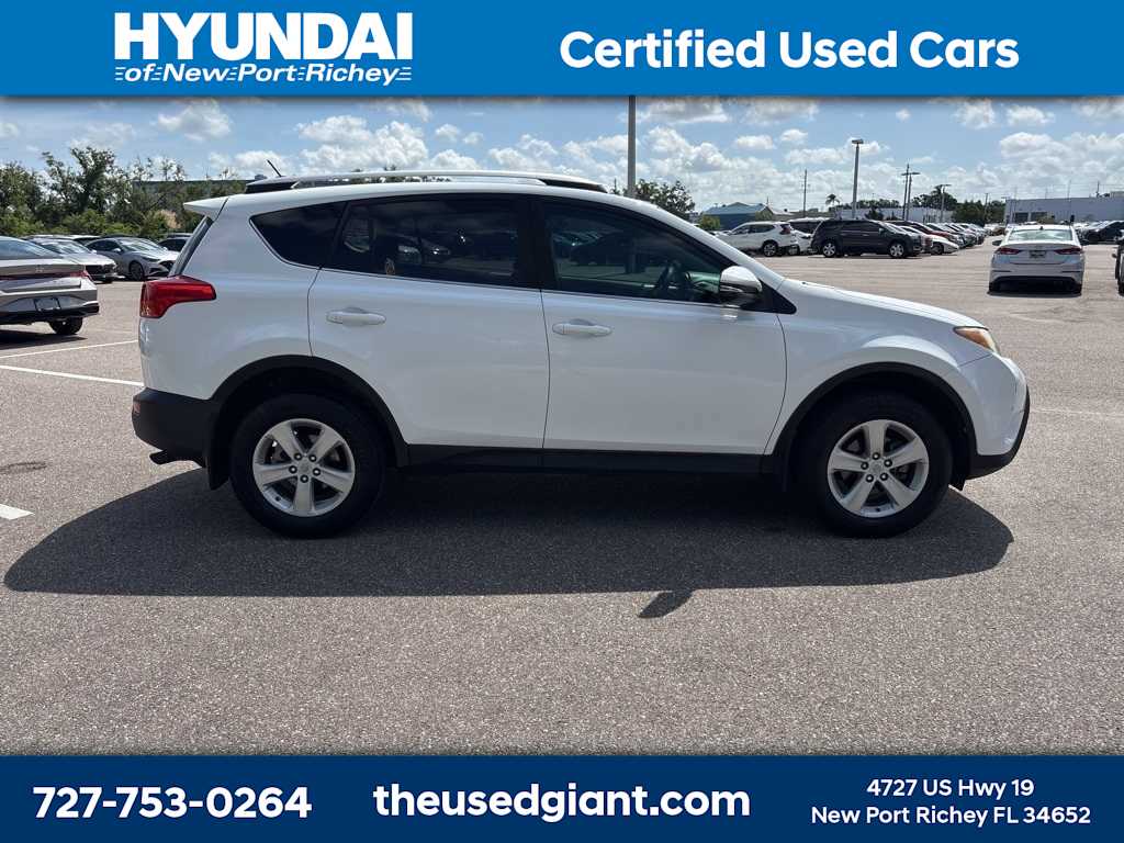Thumbnail: 2014 Toyota RAV4 - 6