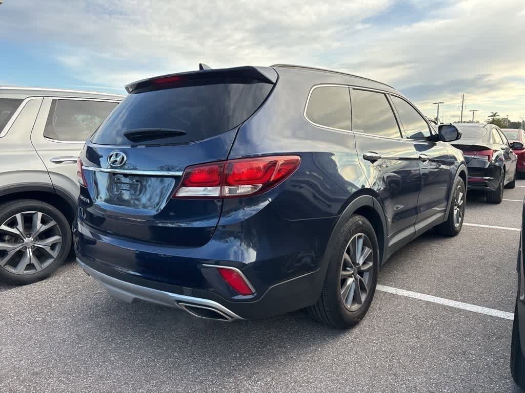 Thumbnail: 2017 Hyundai Santa Fe - 3