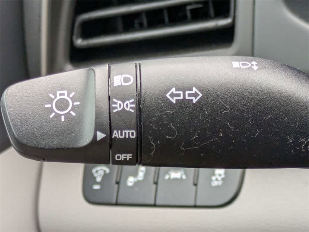 Thumbnail: 2020 Hyundai Elantra - 28