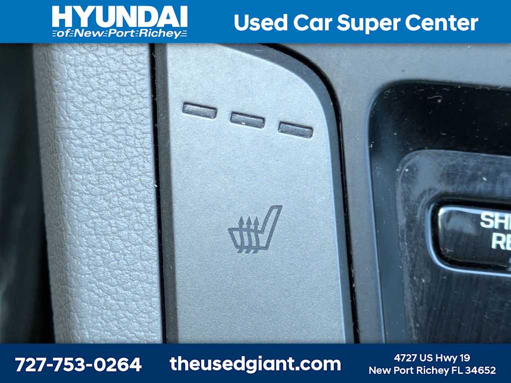 Thumbnail: 2020 Hyundai Elantra - 24