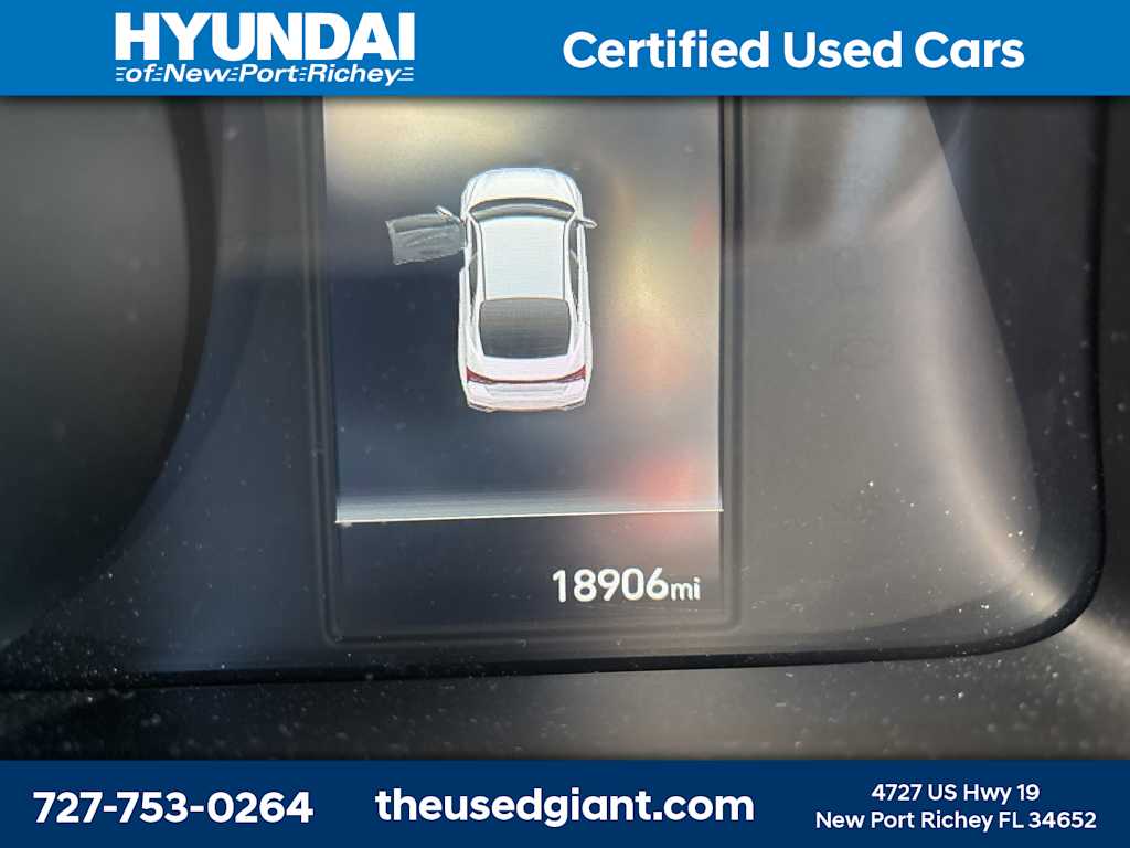 Thumbnail: 2023 Hyundai Elantra - 11