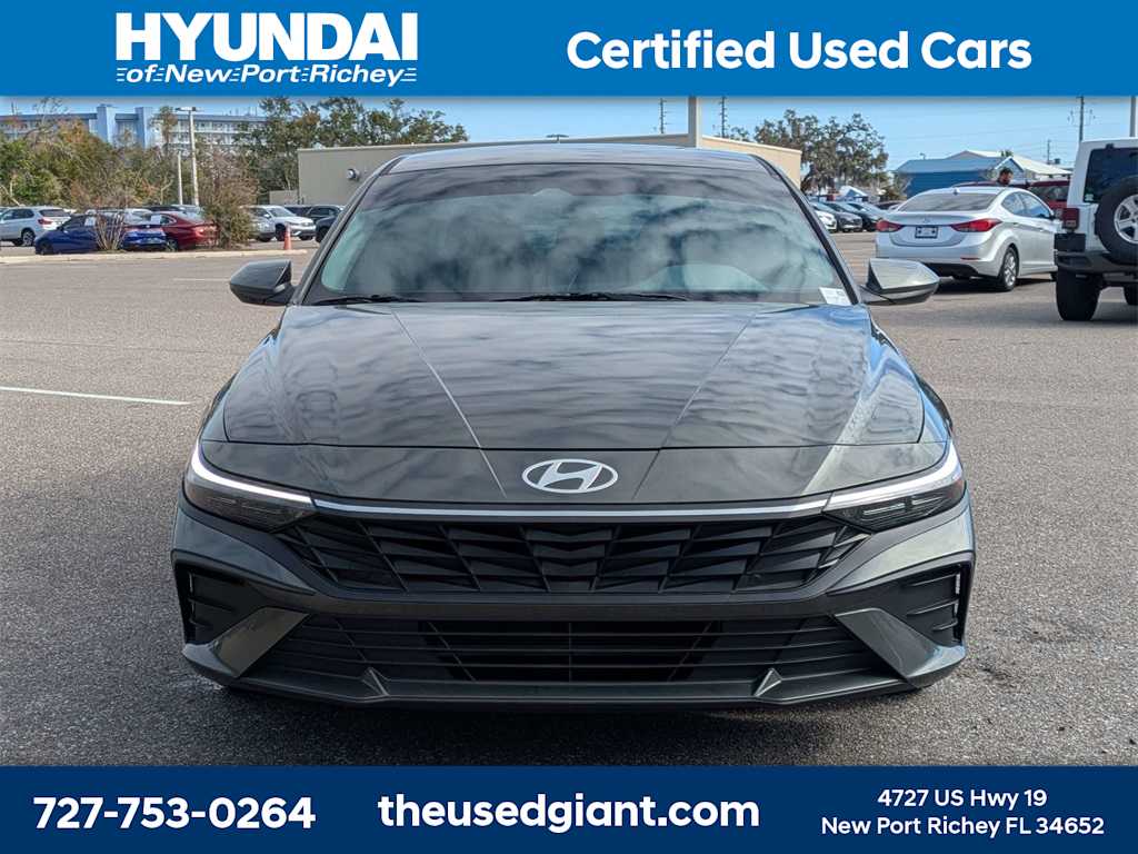 Thumbnail: 2024 Hyundai Elantra - 4