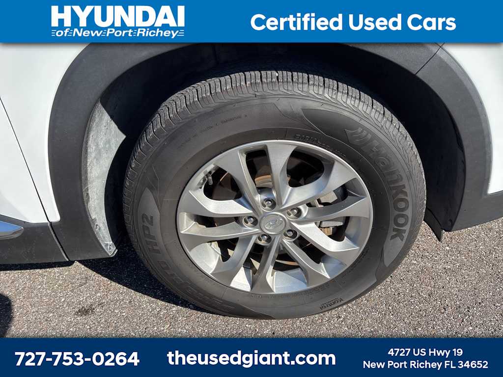 Thumbnail: 2019 Hyundai Santa Fe - 5