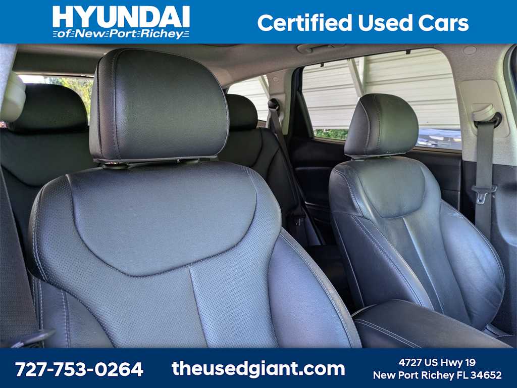 Thumbnail: 2019 Hyundai Santa Fe - 6