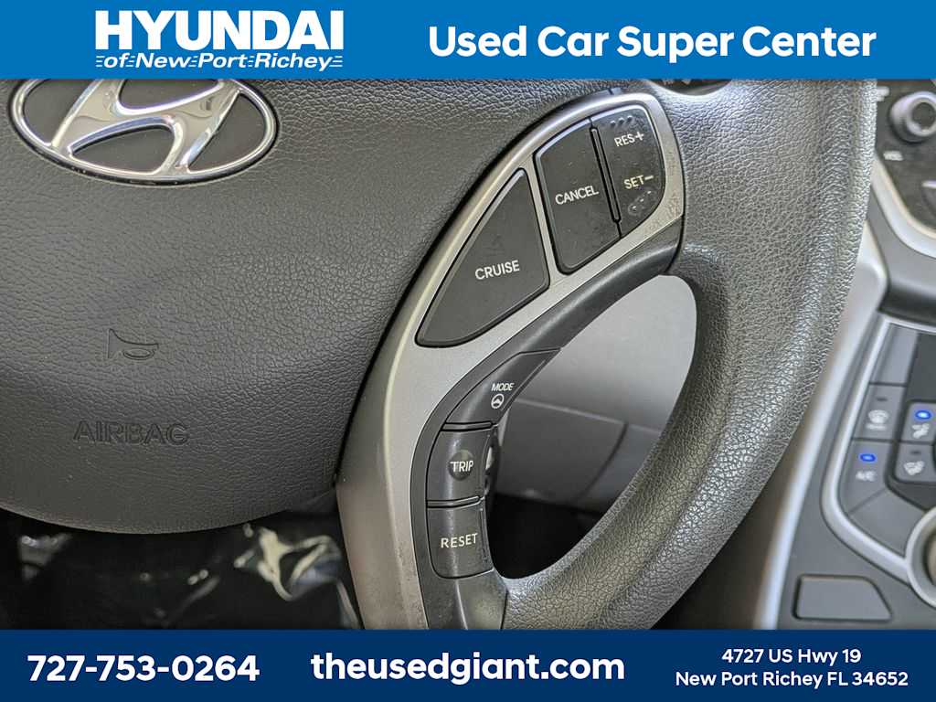 Thumbnail: 2015 Hyundai Elantra - 23