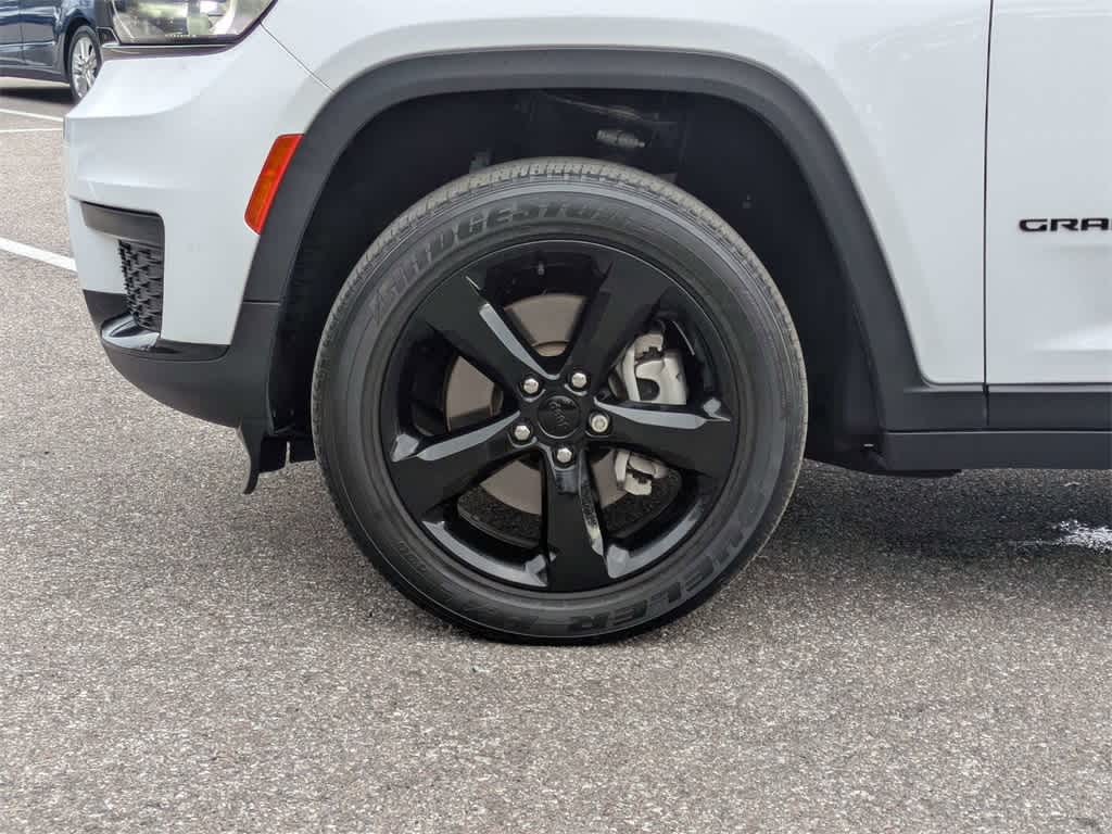 Thumbnail: 2023 Jeep Grand Cherokee L - 10