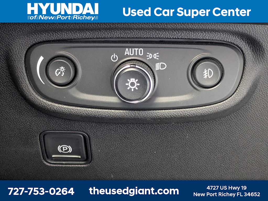 Thumbnail: 2022 GMC Terrain - 34