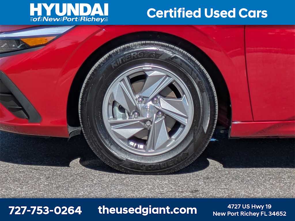 Thumbnail: 2025 Hyundai Elantra - 10