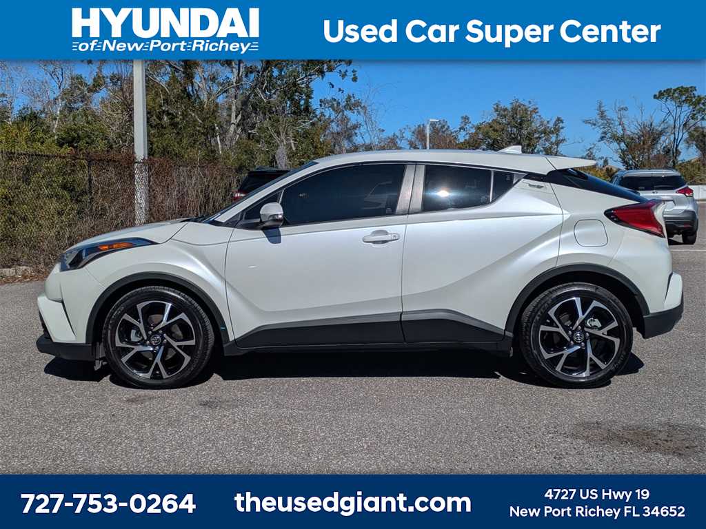 Thumbnail: 2018 Toyota C-HR - 2