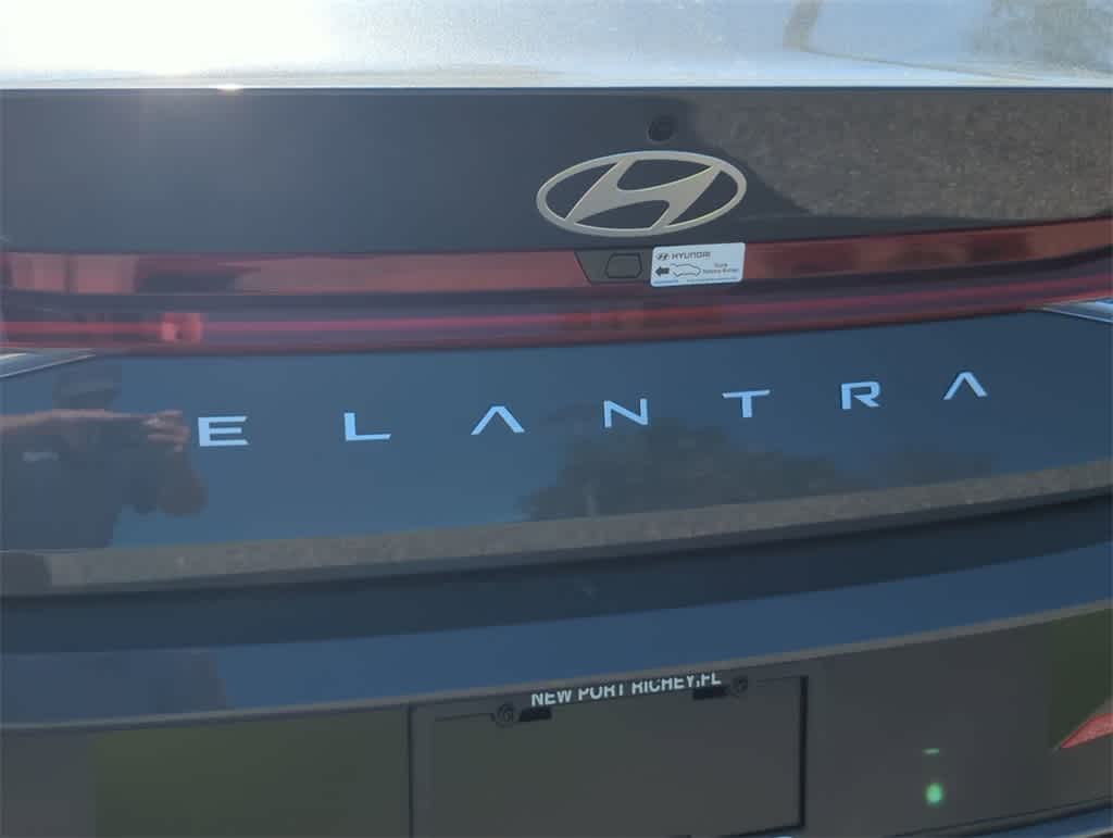 Thumbnail: 2025 Hyundai Elantra - 11