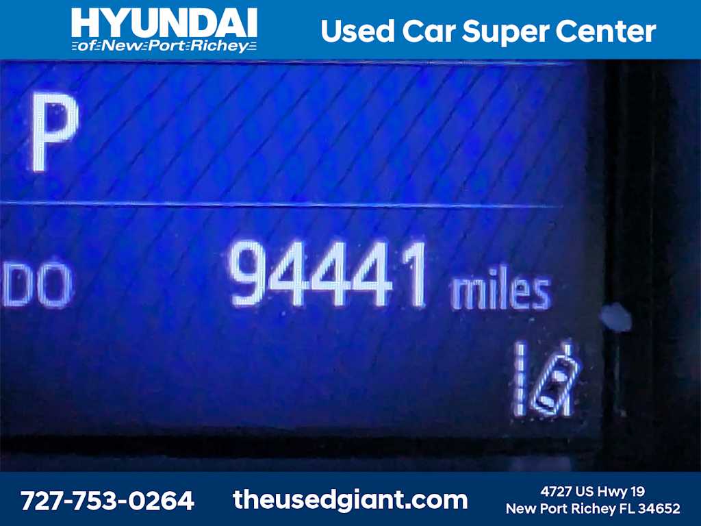 Thumbnail: 2018 Toyota C-HR - 32