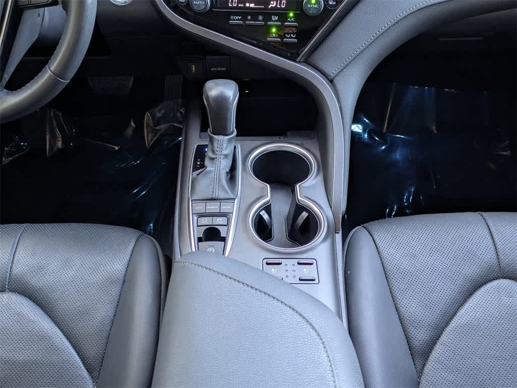 Thumbnail: 2023 Toyota Camry - 20