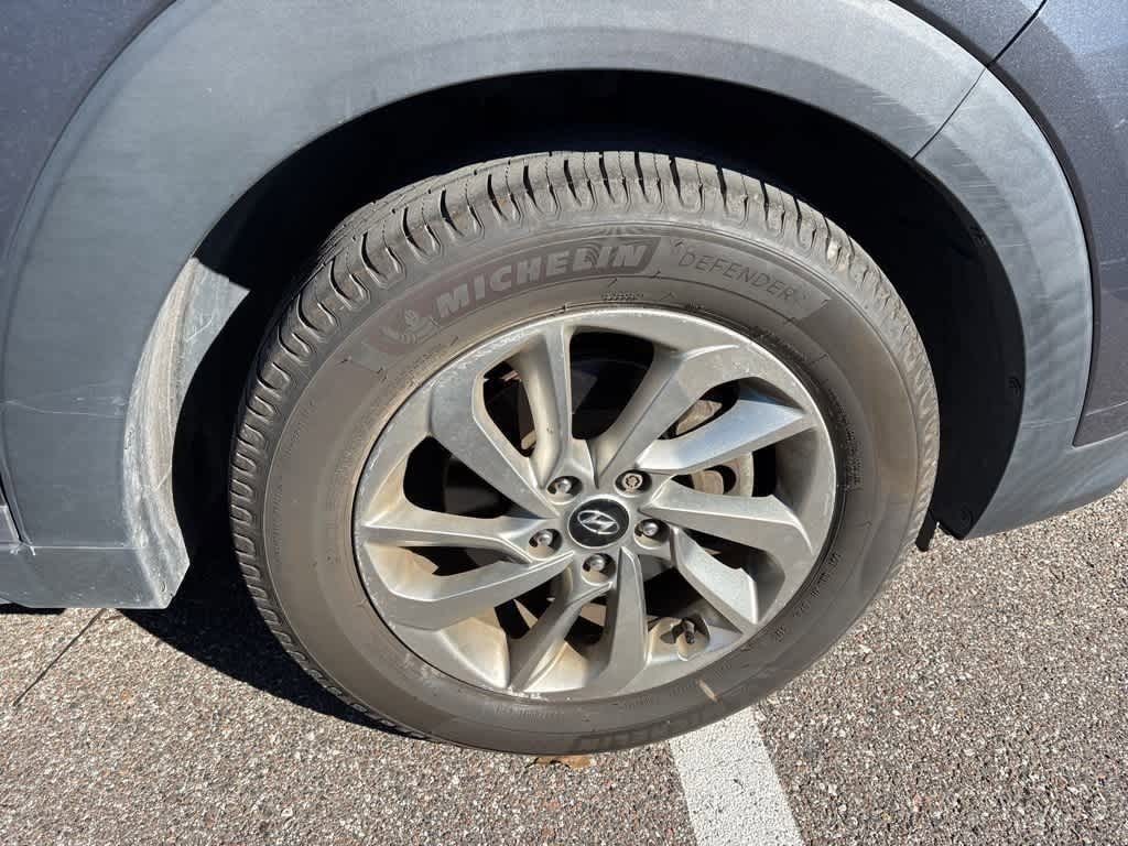 Thumbnail: 2016 Hyundai Tucson - 5