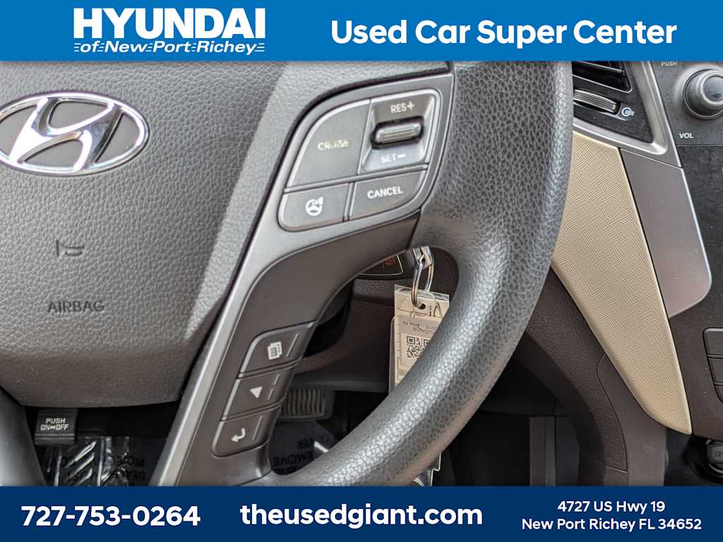 Thumbnail: 2015 Hyundai Santa Fe - 30