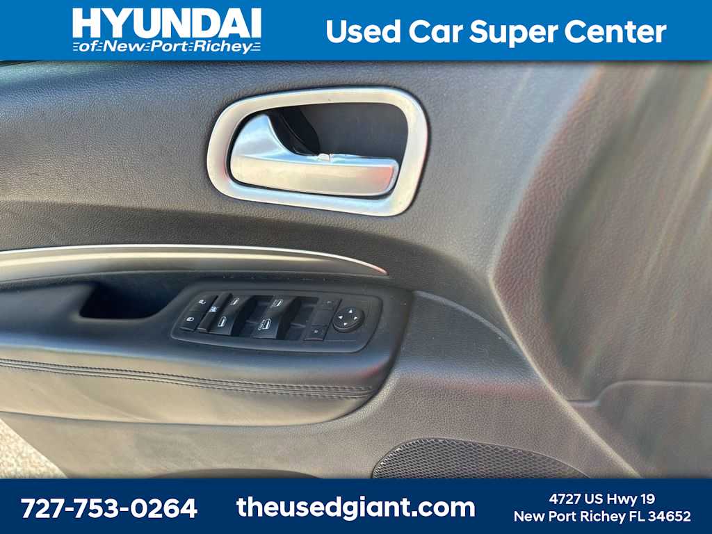 Thumbnail: 2019 Dodge Durango - 9