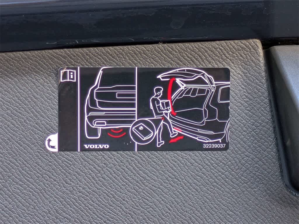 Thumbnail: 2020 Volvo XC90 - 14