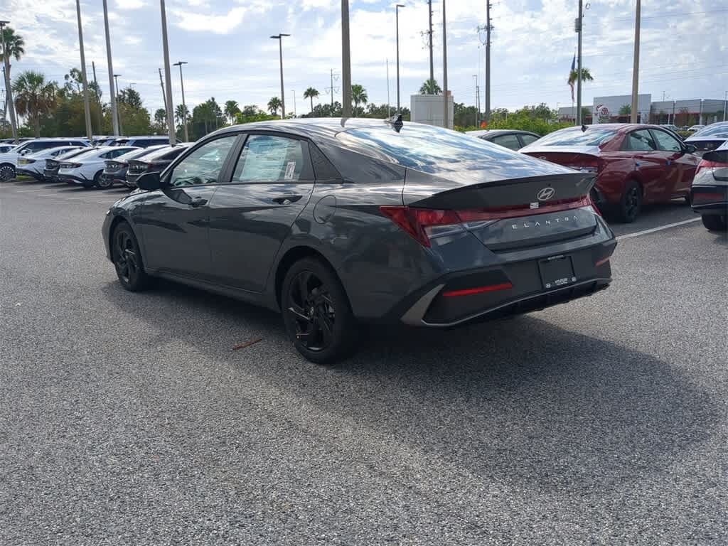 New 2026 Hyundai Elantra SEL Sport Sedan