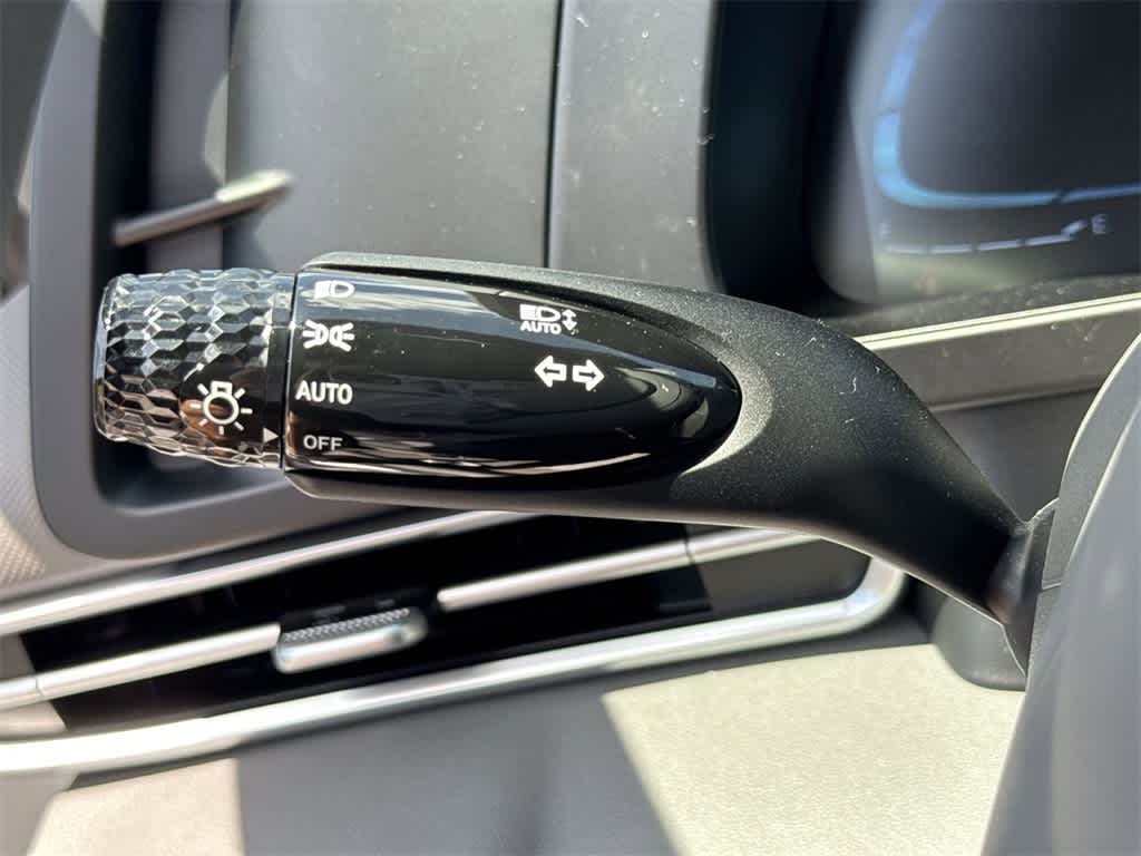 Thumbnail: 2025 Hyundai Elantra - 22