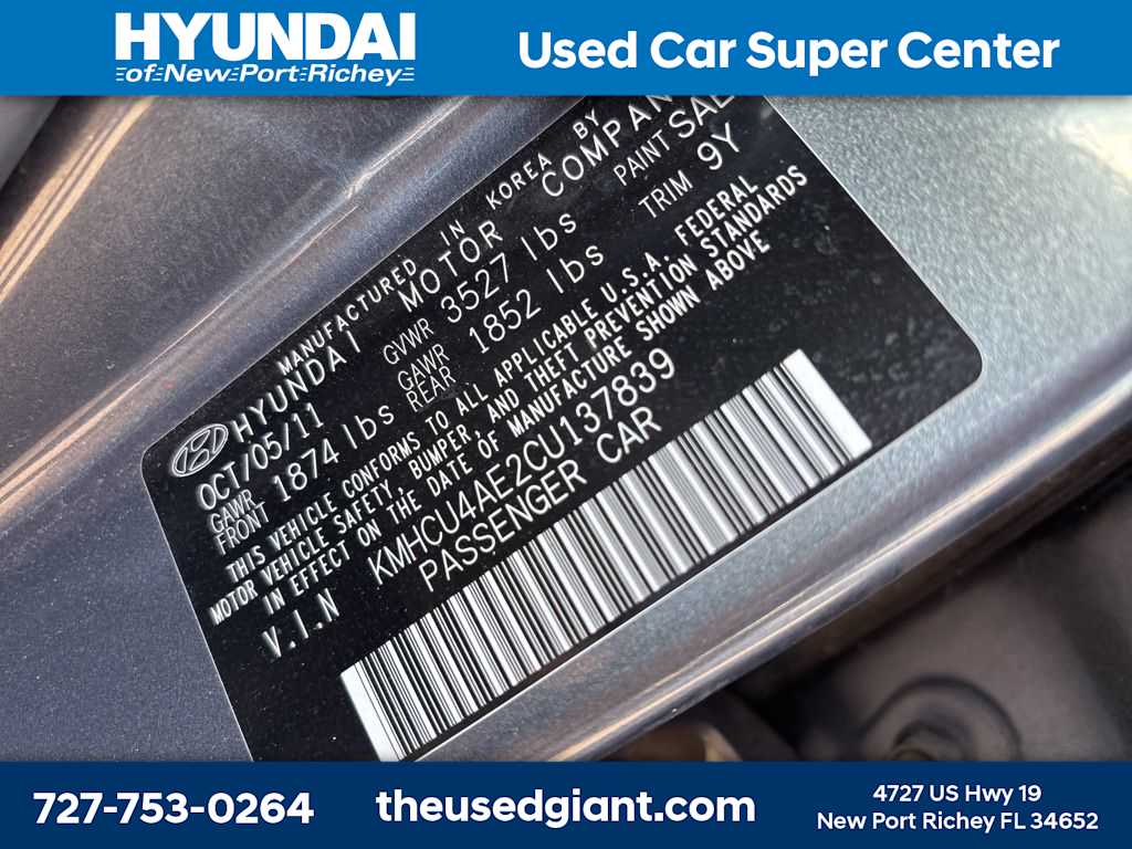 Thumbnail: 2012 Hyundai Accent - 12