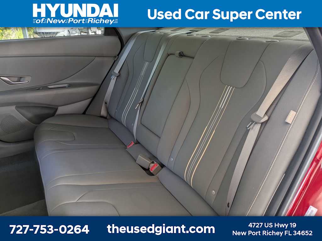 Thumbnail: 2025 Hyundai Elantra - 13