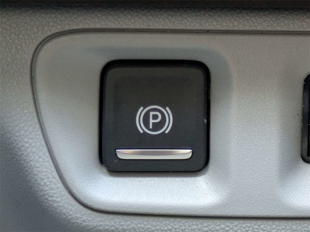 Thumbnail: 2022 GMC Acadia - 35