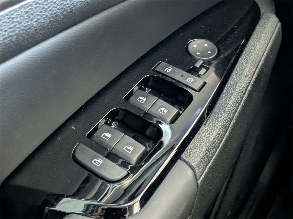 Thumbnail: 2025 Kia Sportage - 29