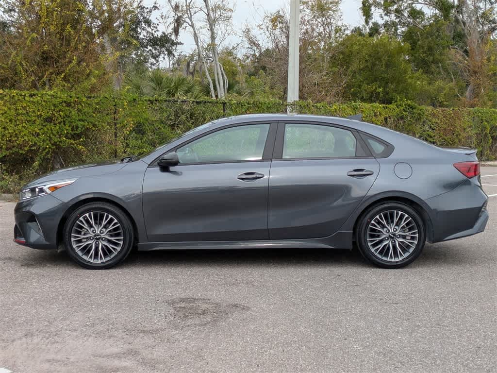 Thumbnail: 2022 Kia Forte - 2