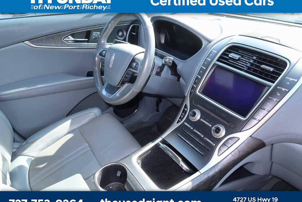 Thumbnail: 2019 Lincoln Nautilus - 7