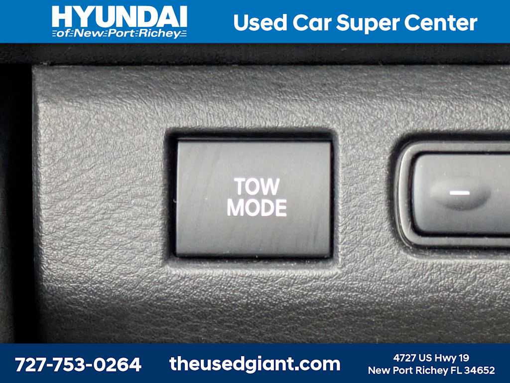 Thumbnail: 2022 Nissan Frontier - 26