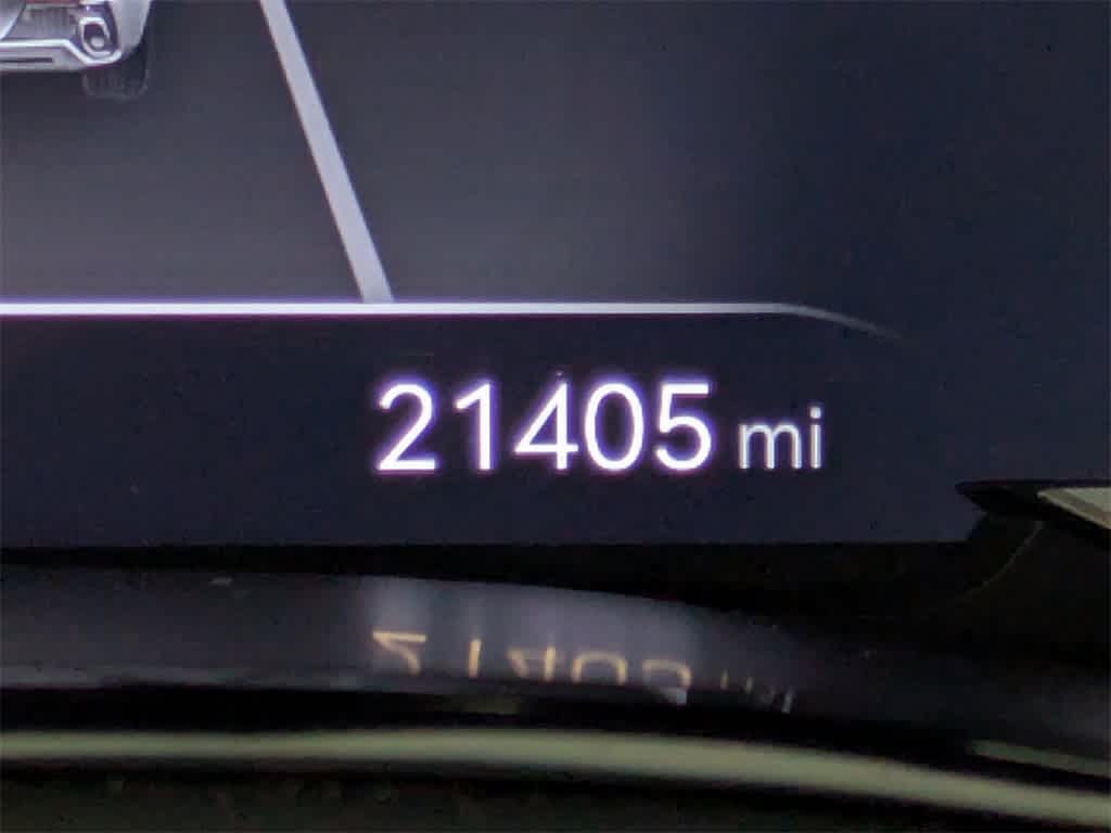 Thumbnail: 2022 Genesis GV70 - 42