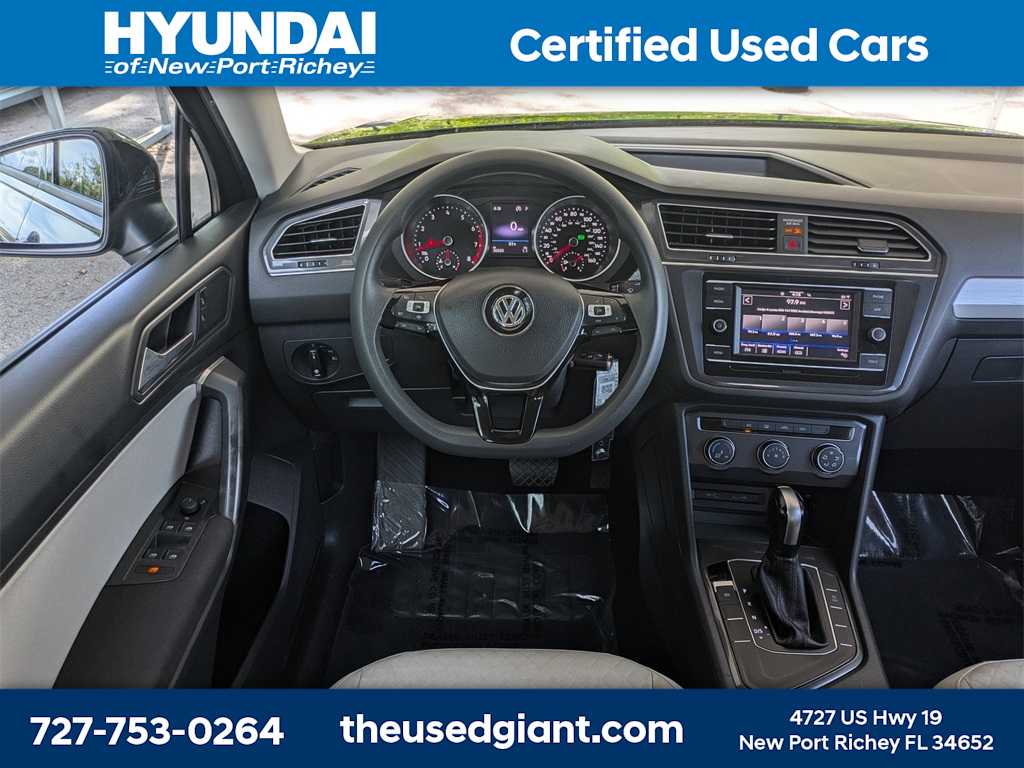 Thumbnail: 2021 Volkswagen Tiguan - 20