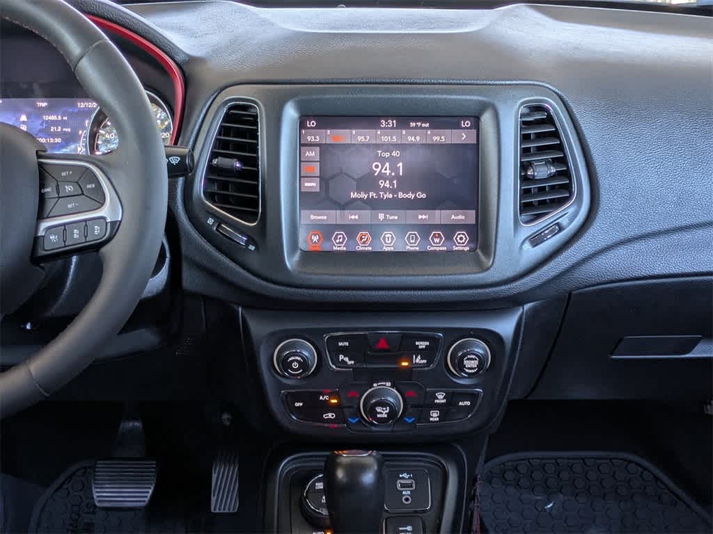 Thumbnail: 2021 Jeep Compass - 23