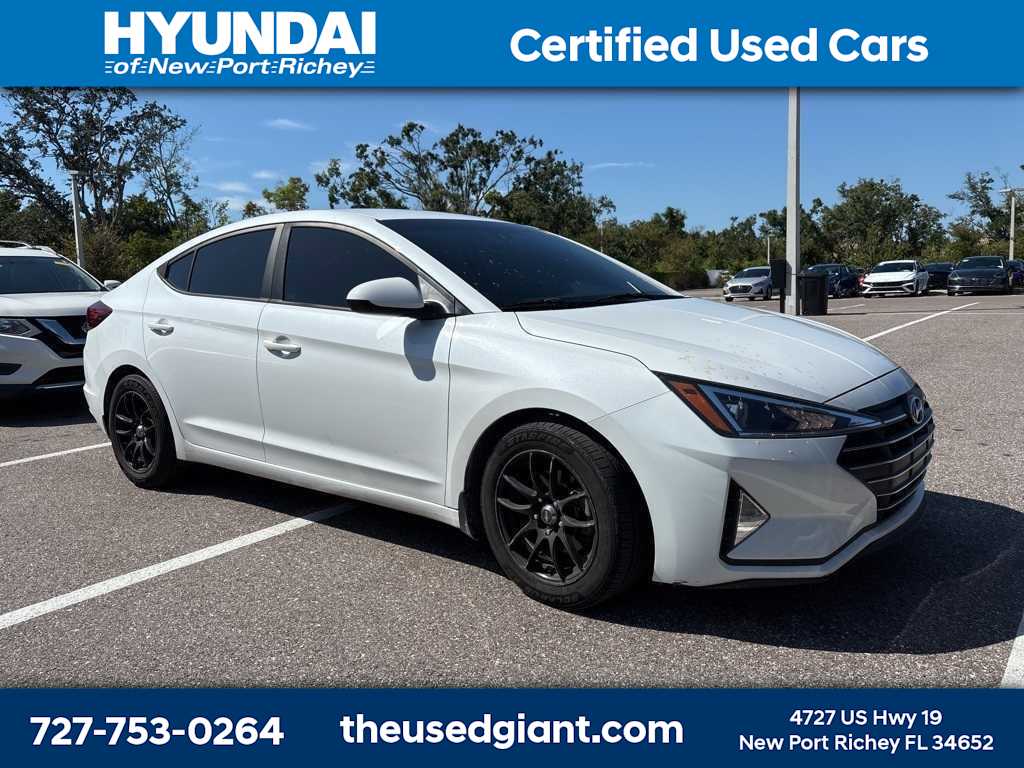 Thumbnail: 2020 Hyundai Elantra - 4
