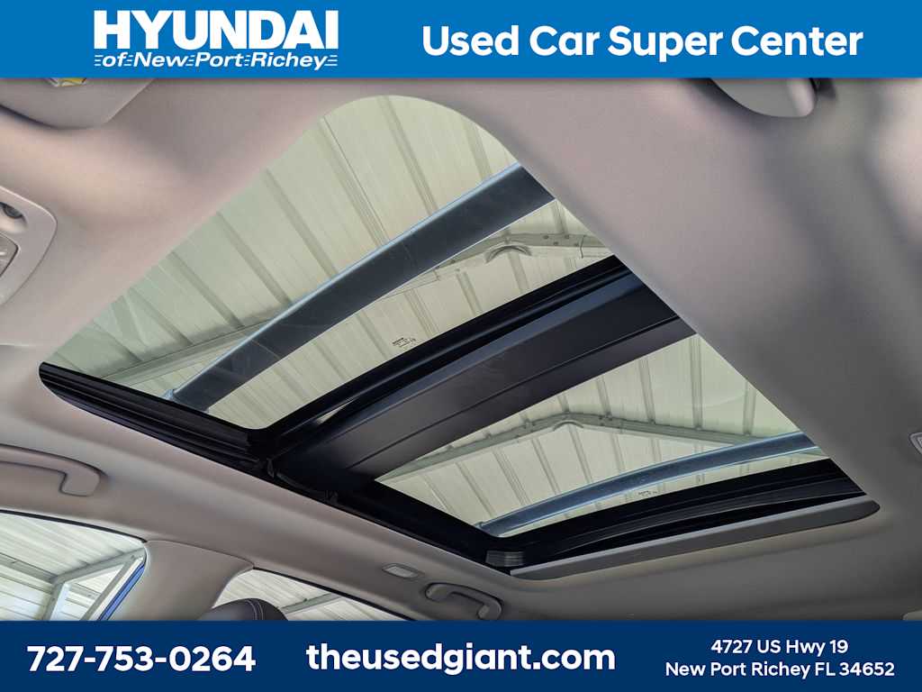 Thumbnail: 2016 Nissan Murano - 25