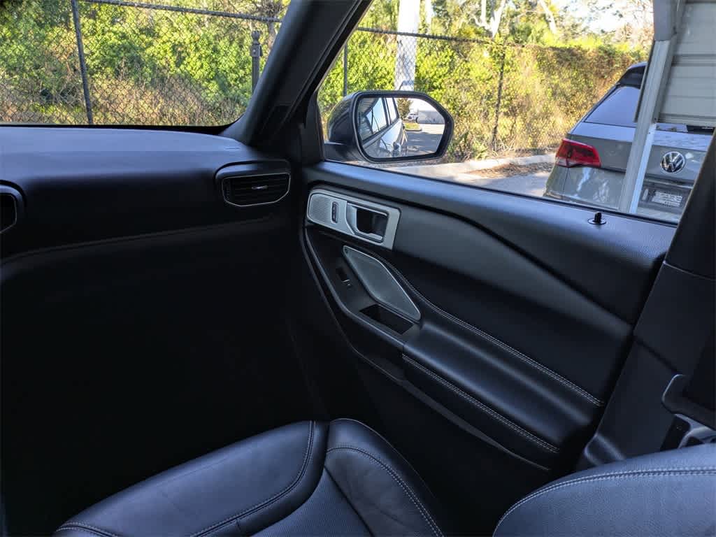 Thumbnail: 2020 Ford Explorer - 22