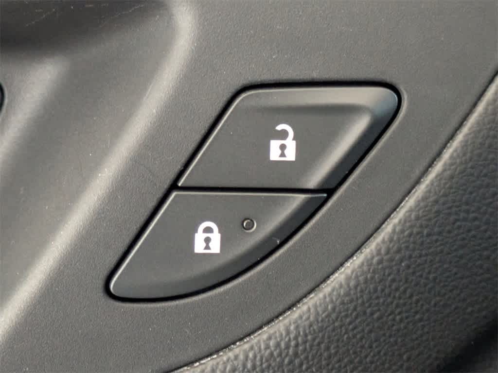 Thumbnail: 2020 Chevrolet Equinox - 26