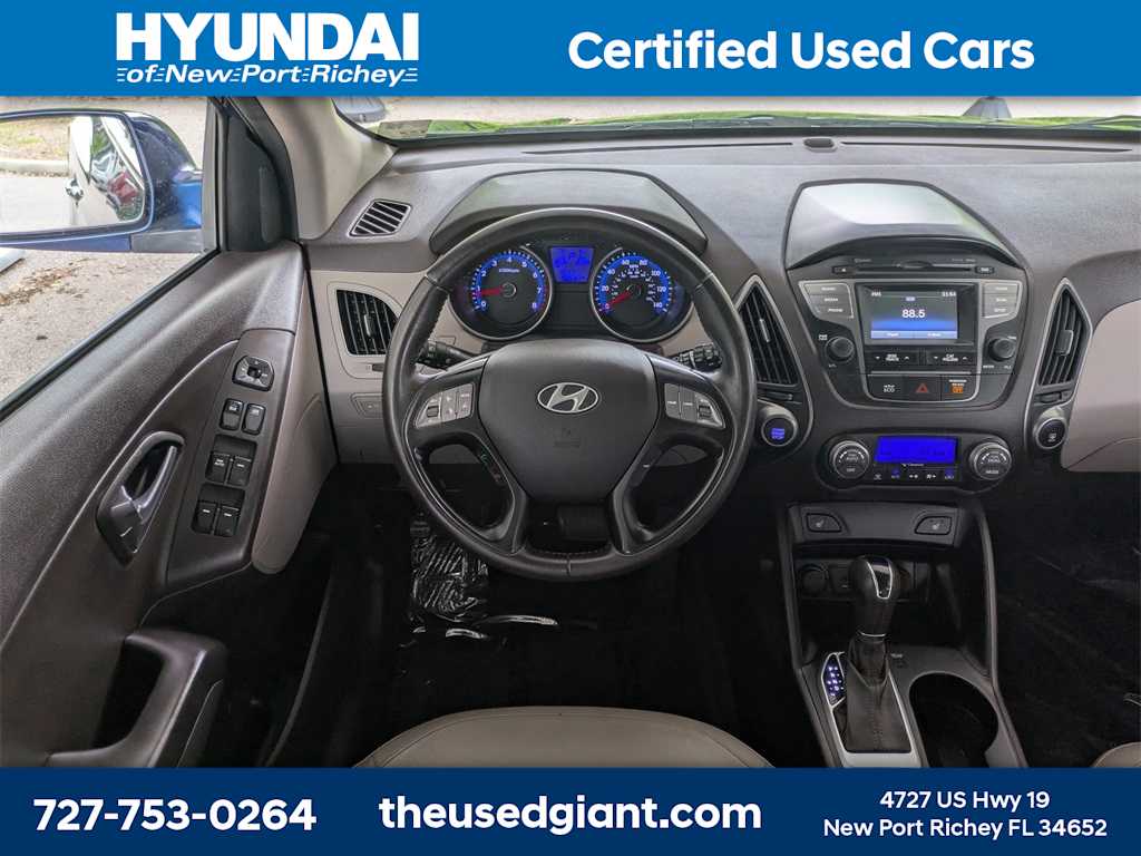 Thumbnail: 2015 Hyundai Tucson - 18
