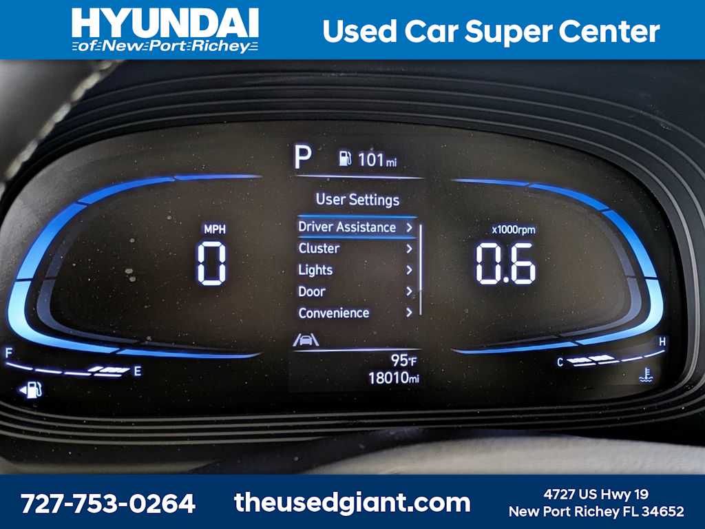 Thumbnail: 2023 Hyundai Venue - 28