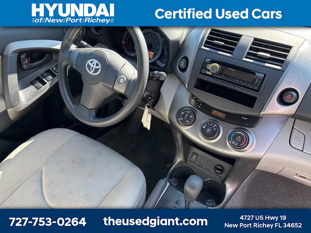Thumbnail: 2010 Toyota RAV4 - 6