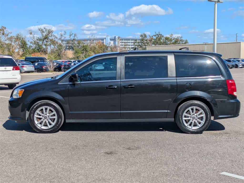 Thumbnail: 2018 Dodge Grand Caravan - 2
