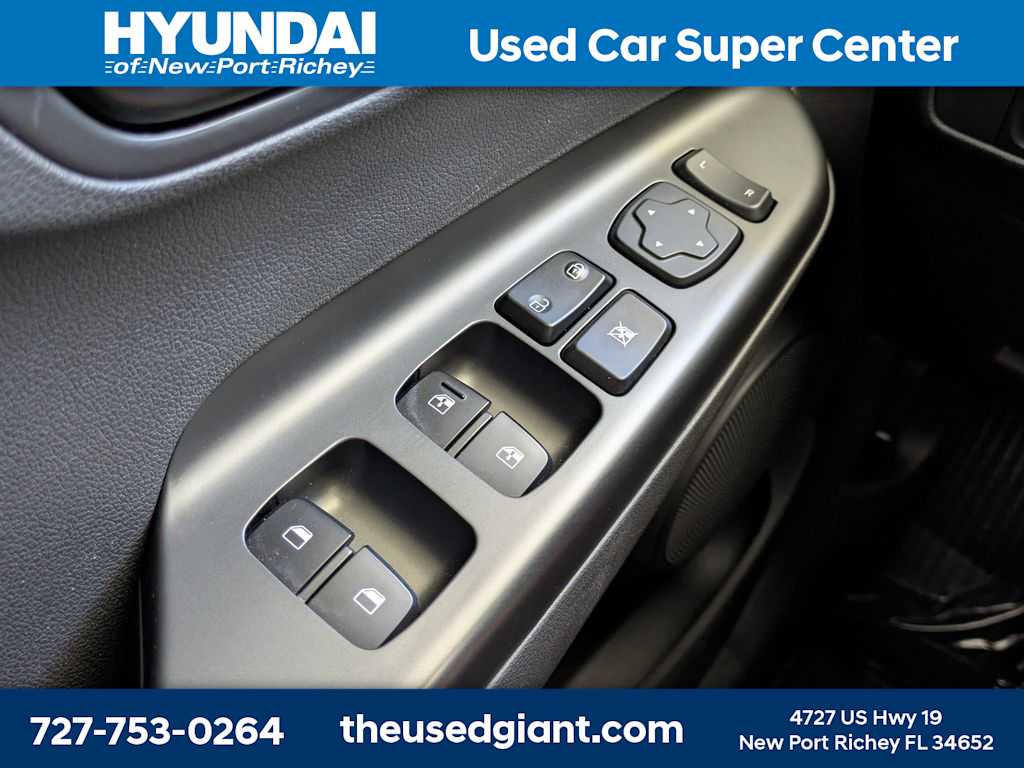 Thumbnail: 2023 Hyundai Kona - 32